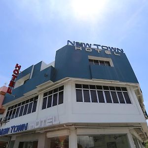 New Town Hotel Klang